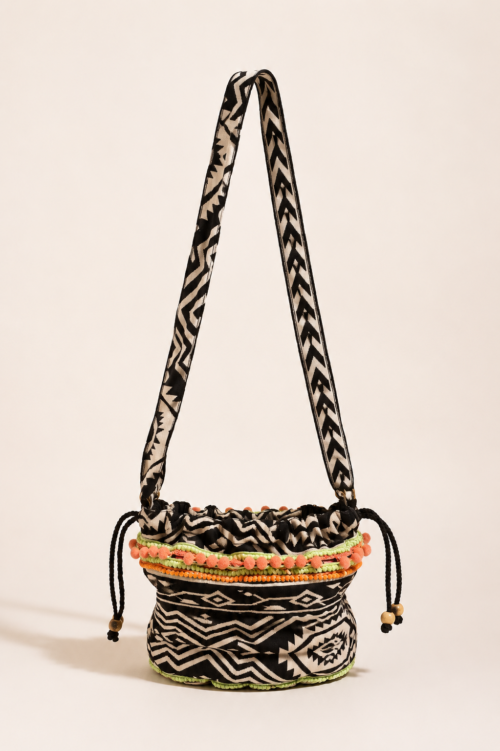 Bolso Étnico Blanco y Negro