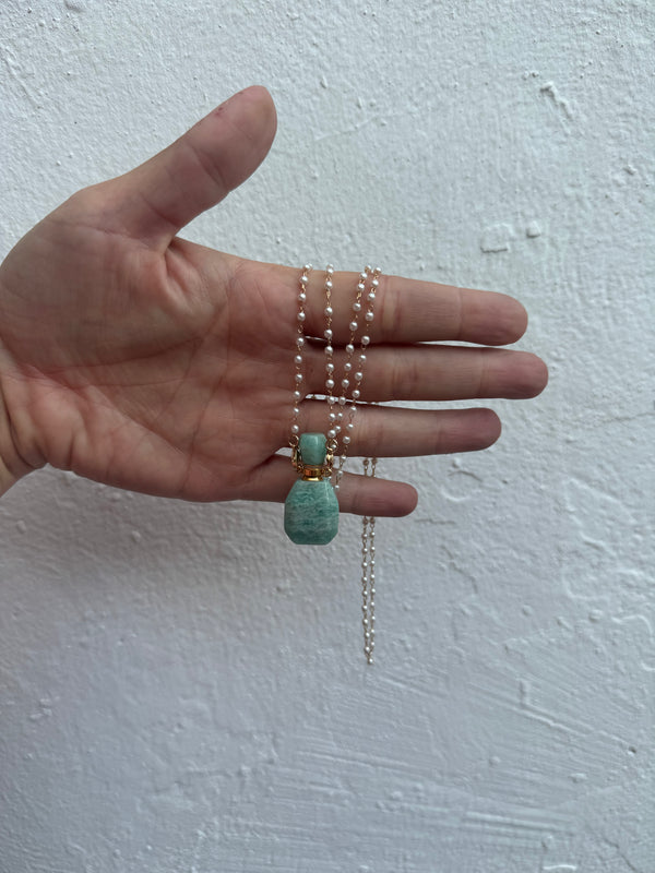 Collar Perfumero Turquesa Cadena Perlas Pequeñas