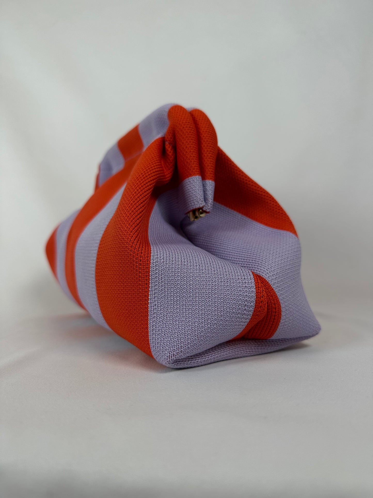 Clutch Bolso de Mano Rayas Lavanda y Rojo