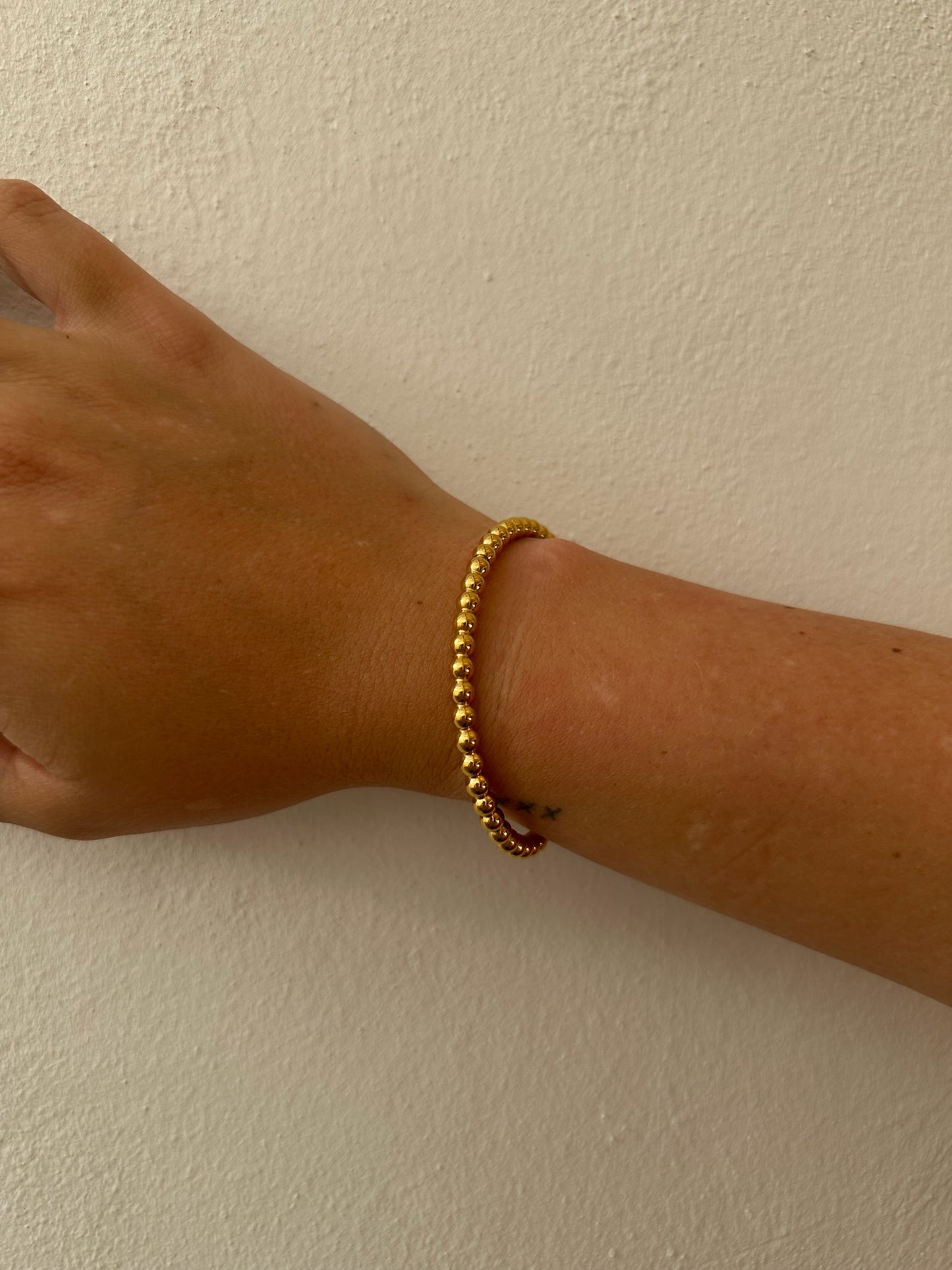 Brazalete Dorado Bolitas