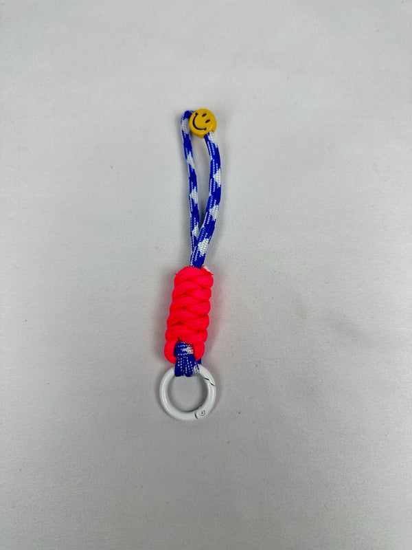 Llavero Smiley Azul con Fucsia