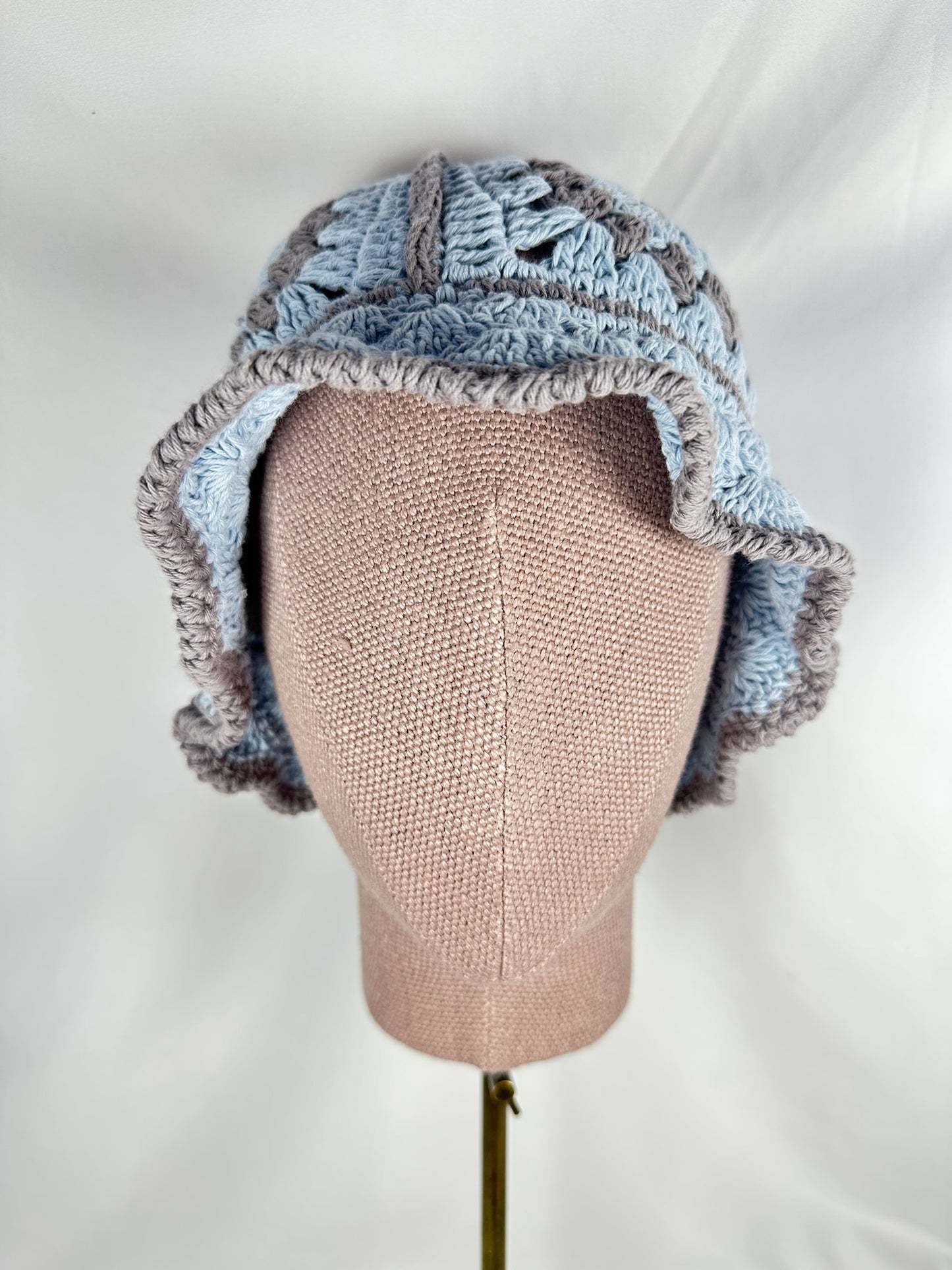 Sombrero Ganchillo Azul Clarito Gris