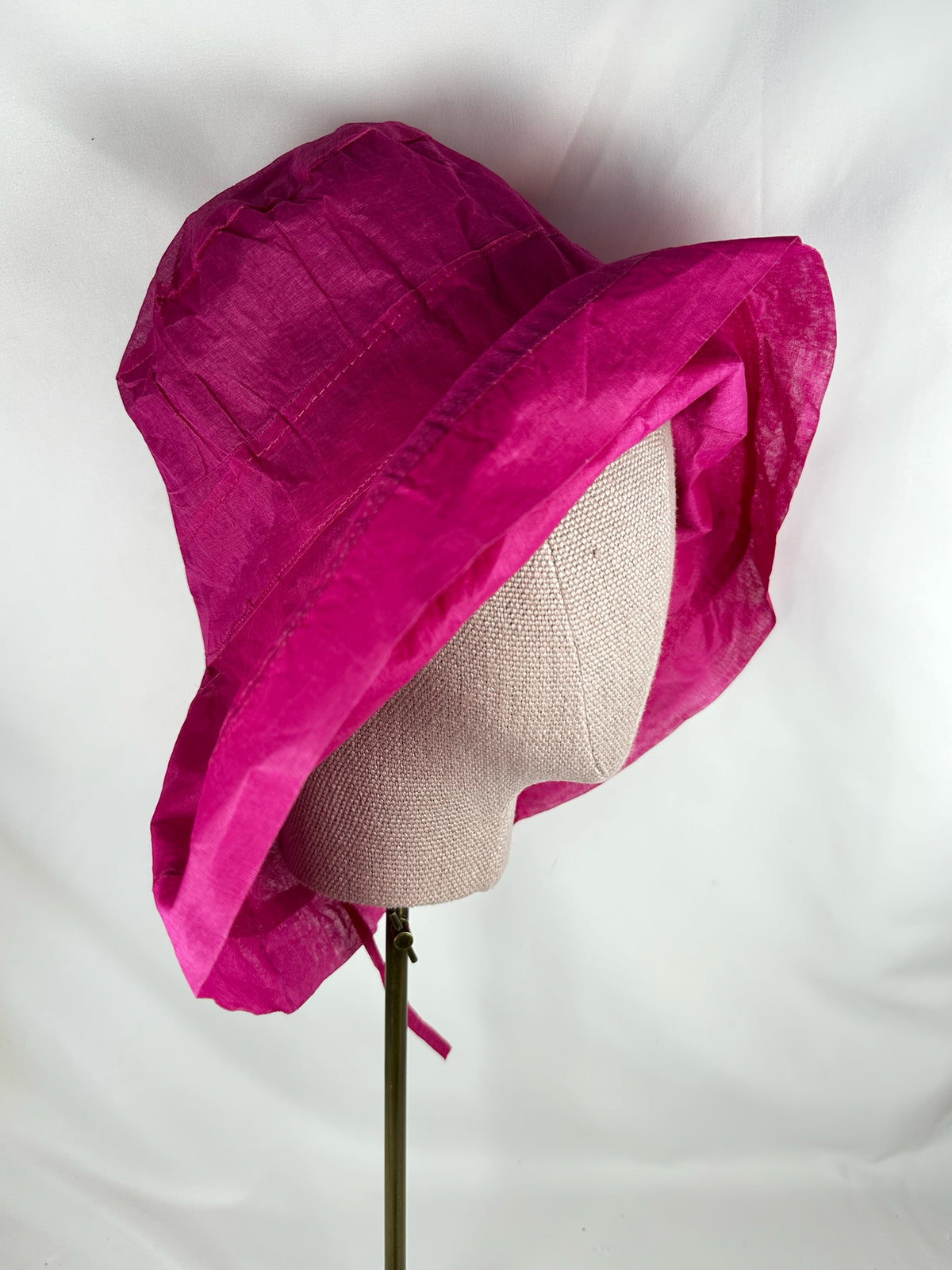 Sombrero Lino Ala Larga Fucsia