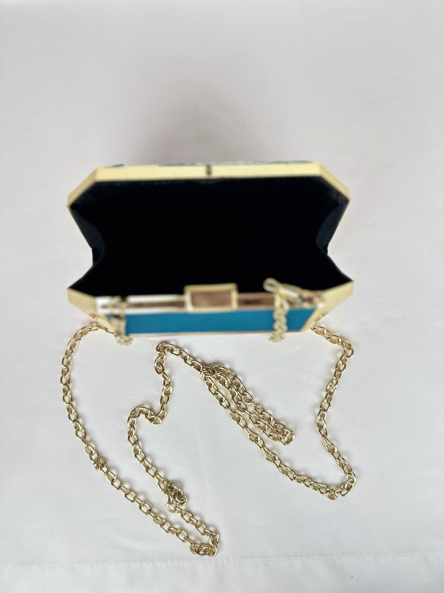 Clutch Dorado Colores