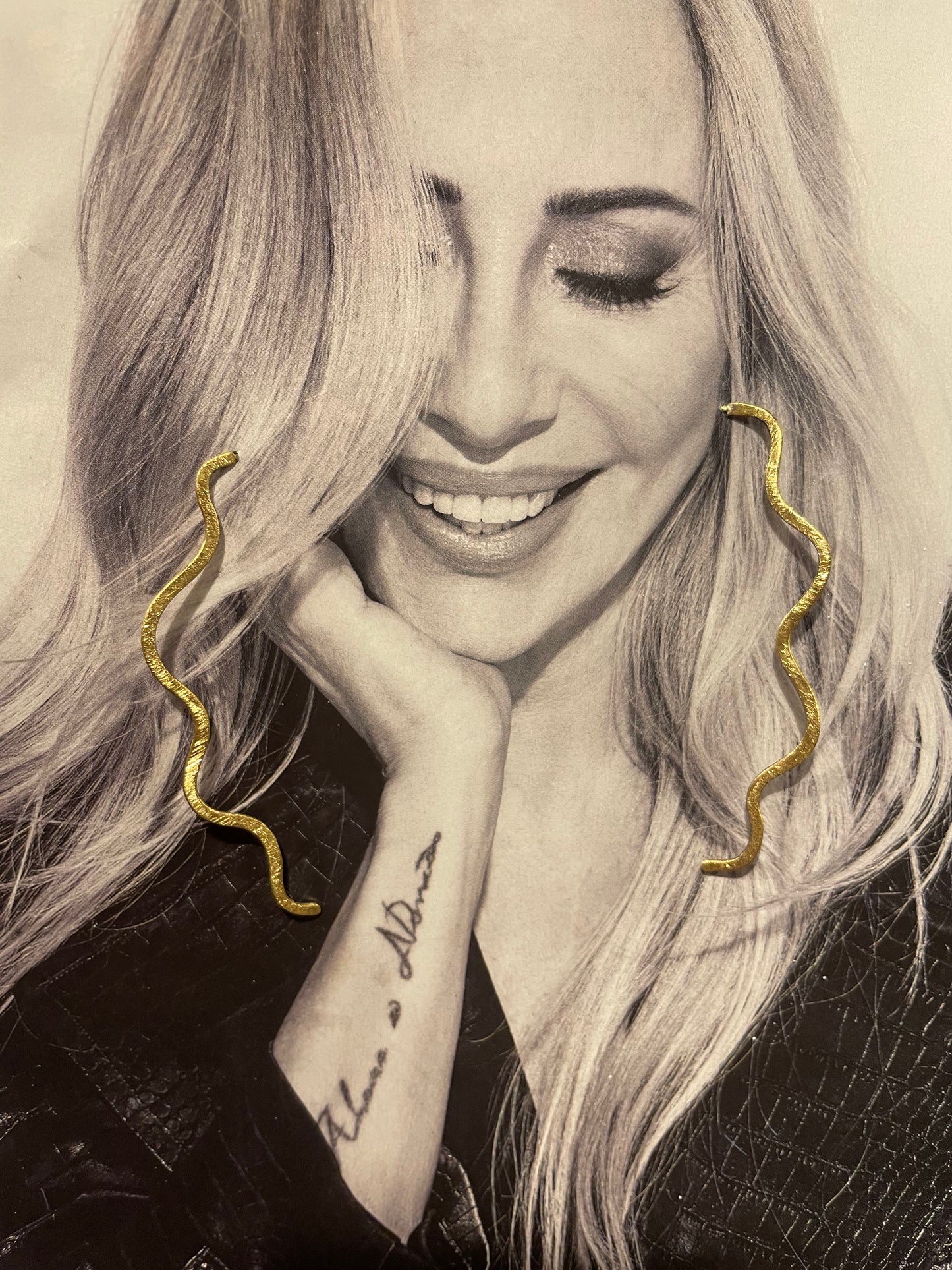Pendientes Ondas De Frente