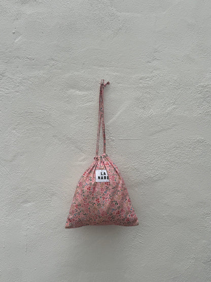 Bolsa Tela Guardapolvo Fondo Rosa Flores Pequeñas