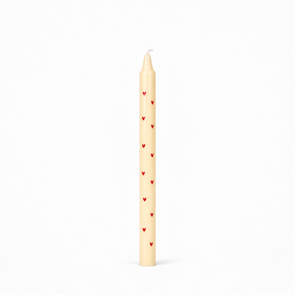 Vela de Candelabro Estampada Crudo Corazones Rojos