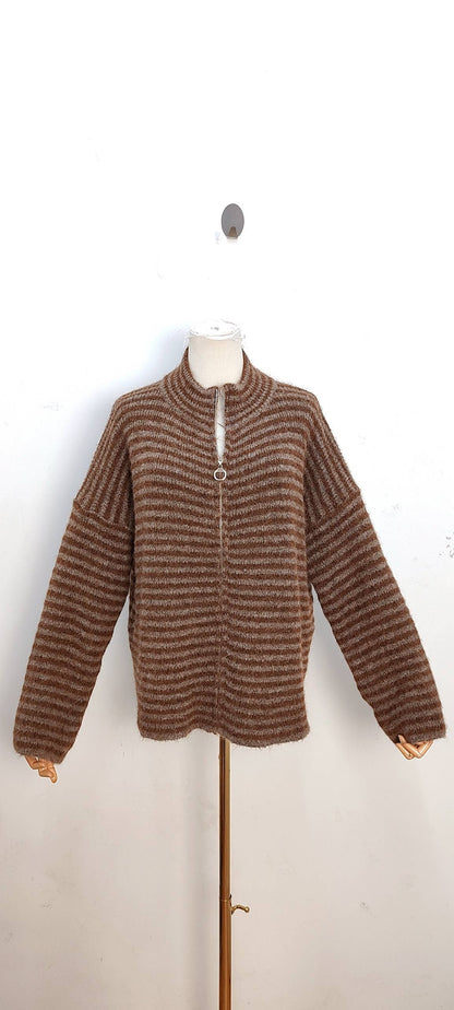 Jersey de rayas con cremallera rosa y rojo