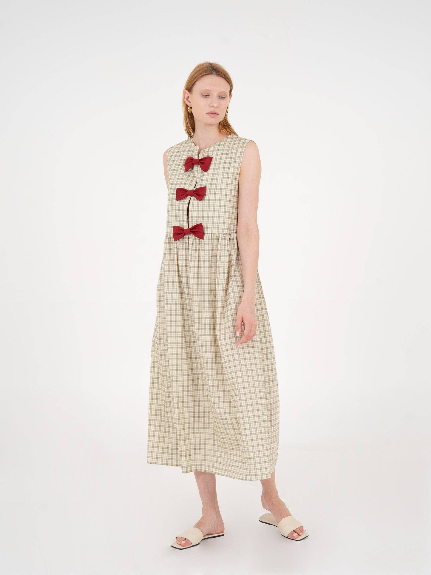 Vestido Cuadros Verde y Lazos Granates