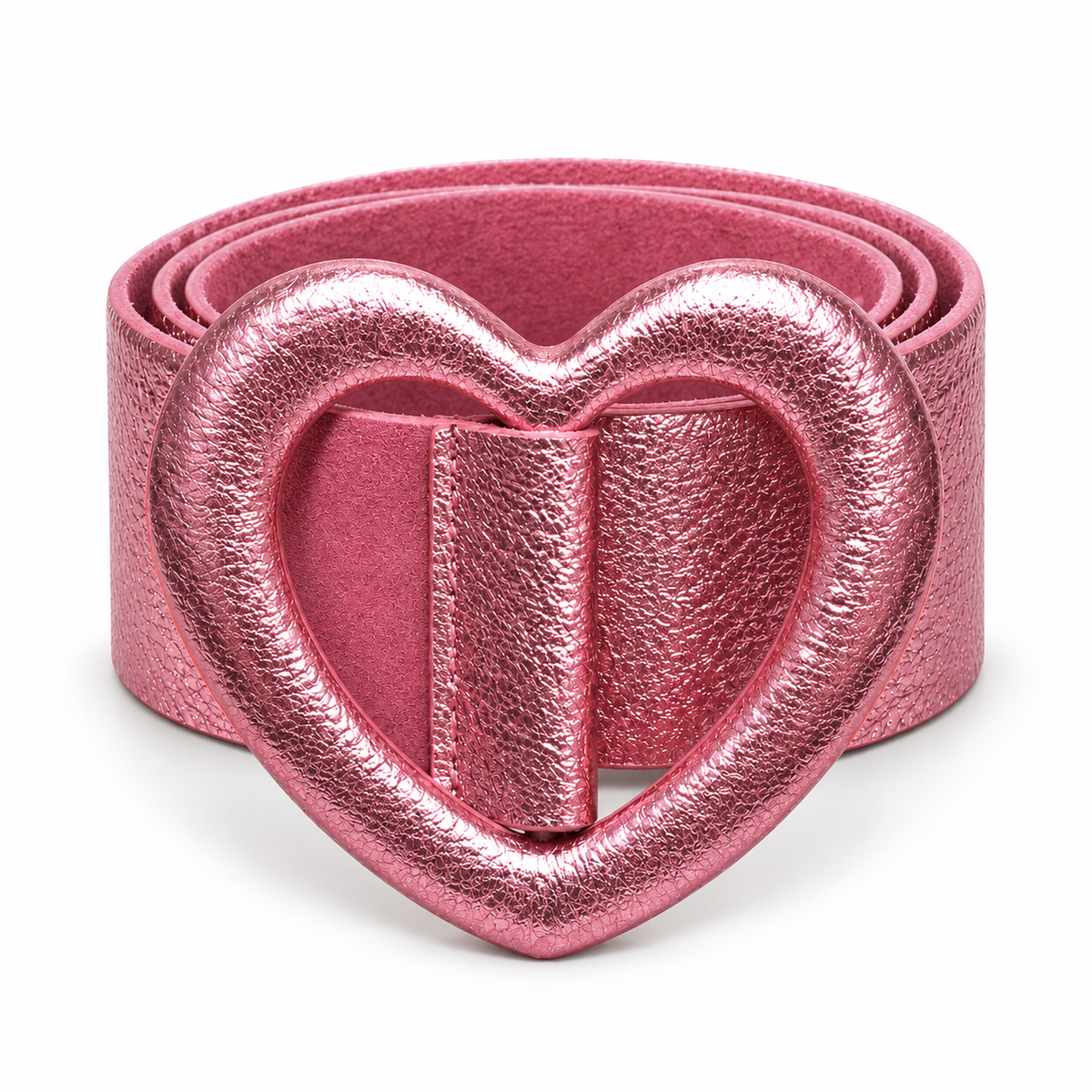 Cinturón corazón metalizado rosa sobre fondo blanco