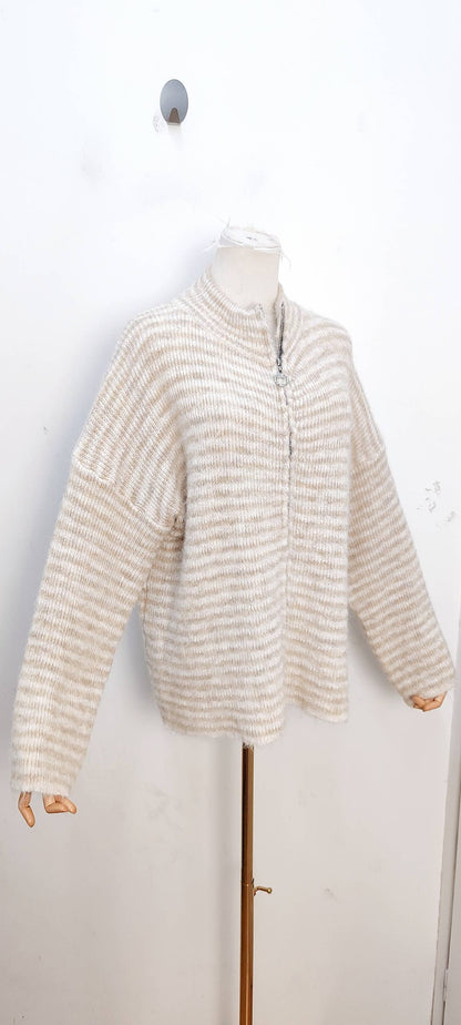 Jersey de rayas con cremallera rosa y rojo