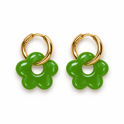 Mini pendientes de aro dorado con flor de resina verde