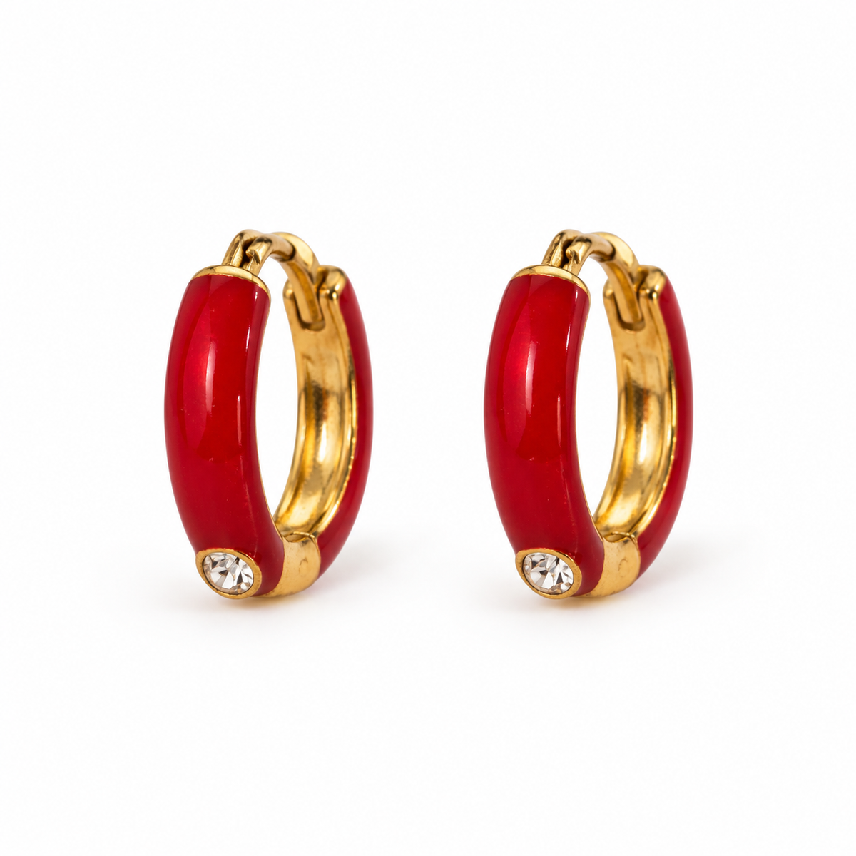 Pendientes Aro Rojo Esmalte con Brillante — par sobre fondo blanco
