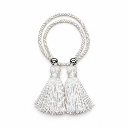 Pulsera Cuerda Borlas Flecos color Blanco